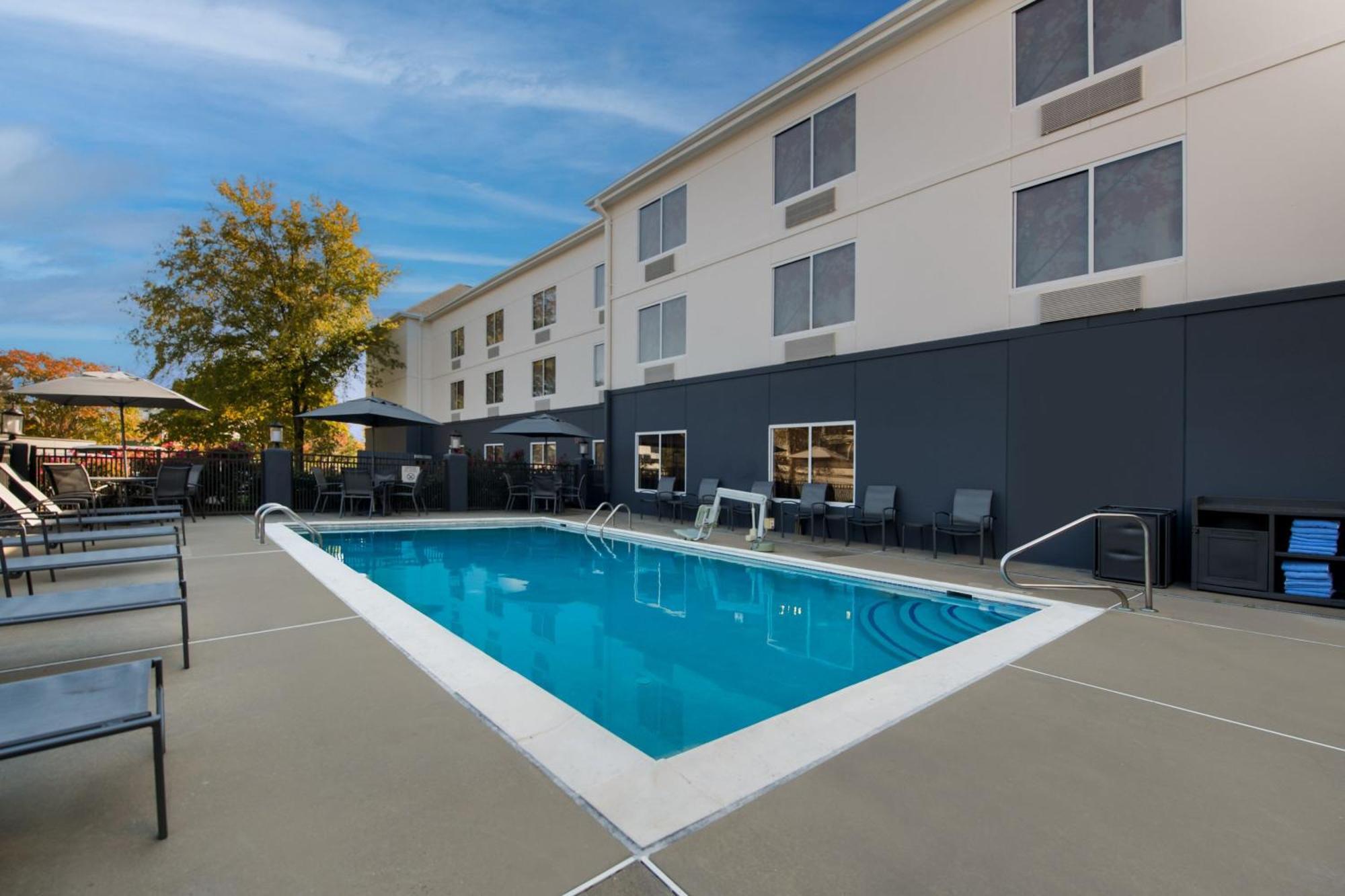 Fairfield By Marriott Chesapeake Hotel Exterior foto